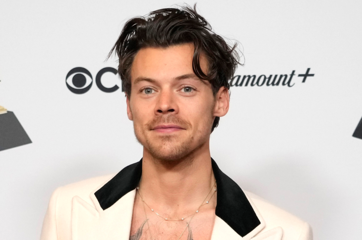 Harry Styles 2026: Why His Stadium Shows Feel Bigger Than Music — Why Tickets Never Stay Available